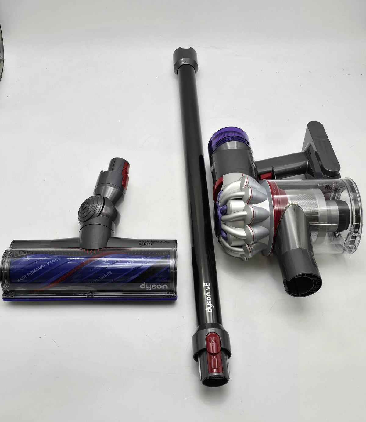 40 Min Cordless SIlver Absolute V8 SV25 to Up Open Runtime Dyson - Box Vacuum