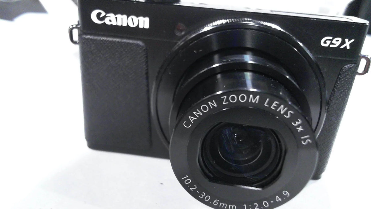 X II Canon PowerShot w/ 3inch Sensor Inch Camera Mark and 1 Digital G9 L Compact
