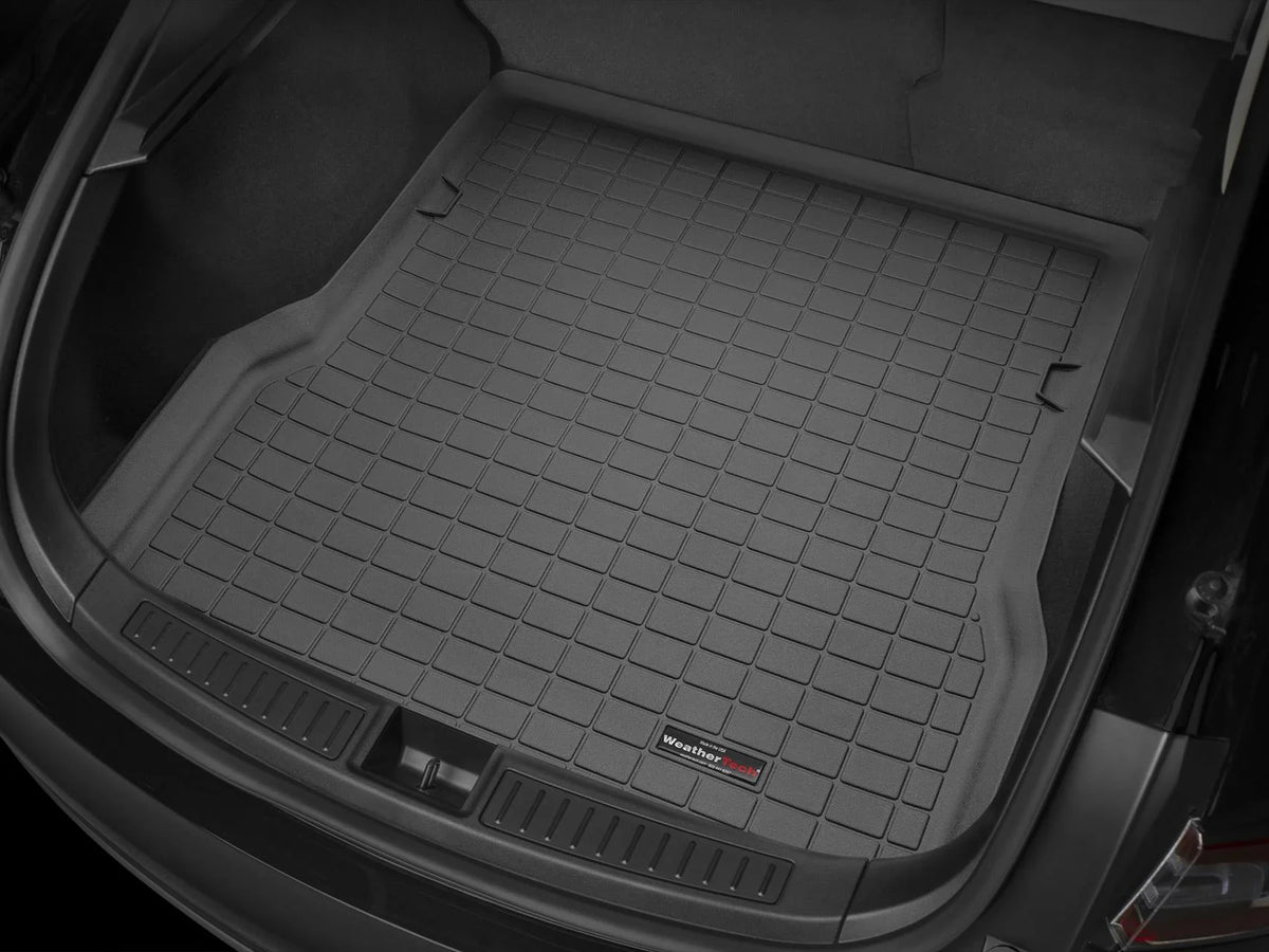Behind WeatherTech 2015-2018 - with 2nd With Bumper Cargo Protector, Seating Row Protector Tan Bumper with RAV4 compatible Liner Toyota Trunk
