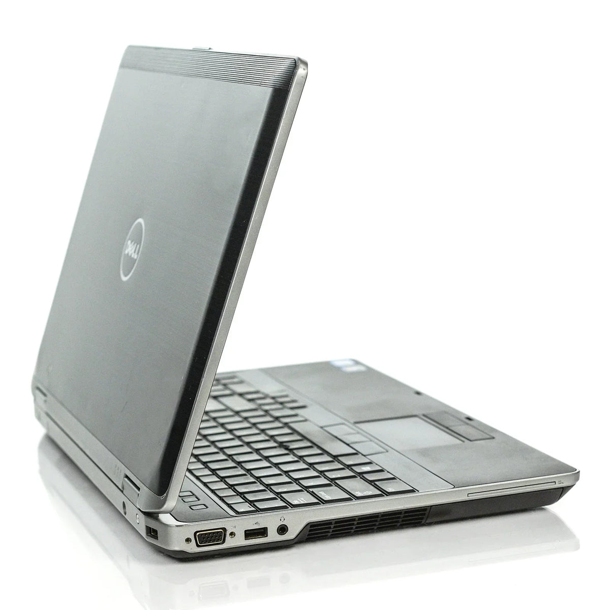 Used Quad-Core Dell Win A i7 E6530 4GB v.WCB Latitude 250GB Pro 10 Laptop
