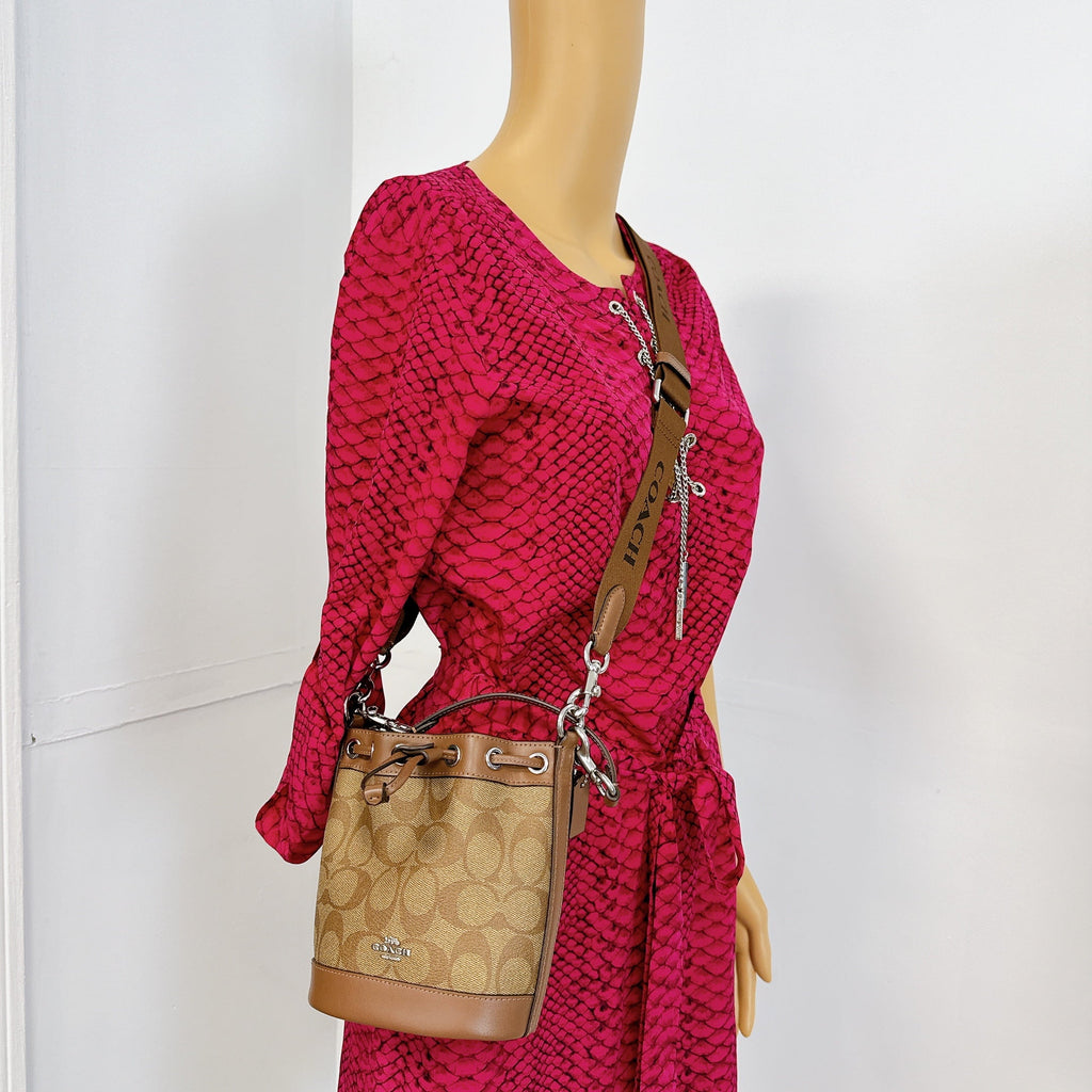 In Mini Canvas CR145 Bag Bucket Coach Signature Saddle IN Khaki