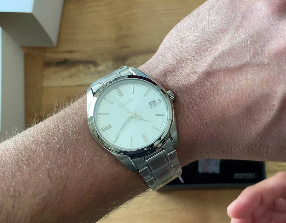 Dial Quartz Watch Men's Silver Essentials Seiko SUR307