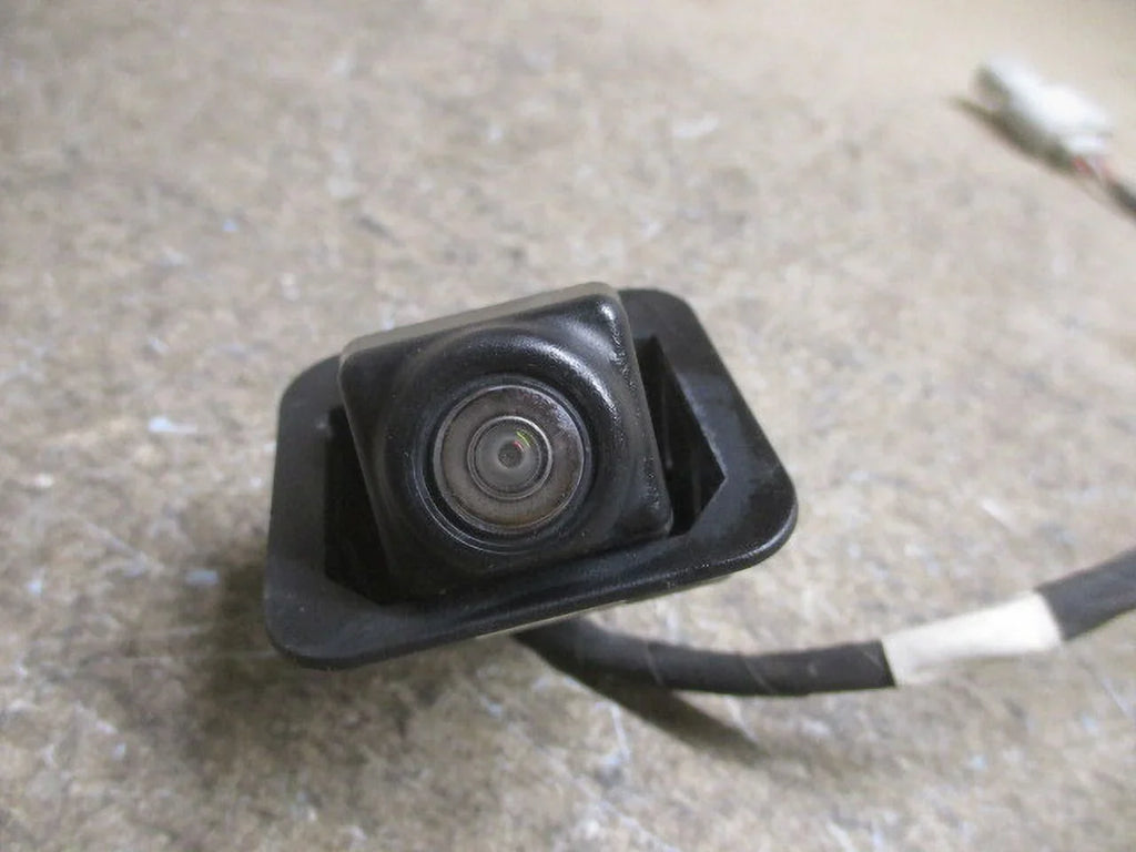 LKQ Back Acadia View (Good) Camera Rear OEM Pre-Owned GMC Up