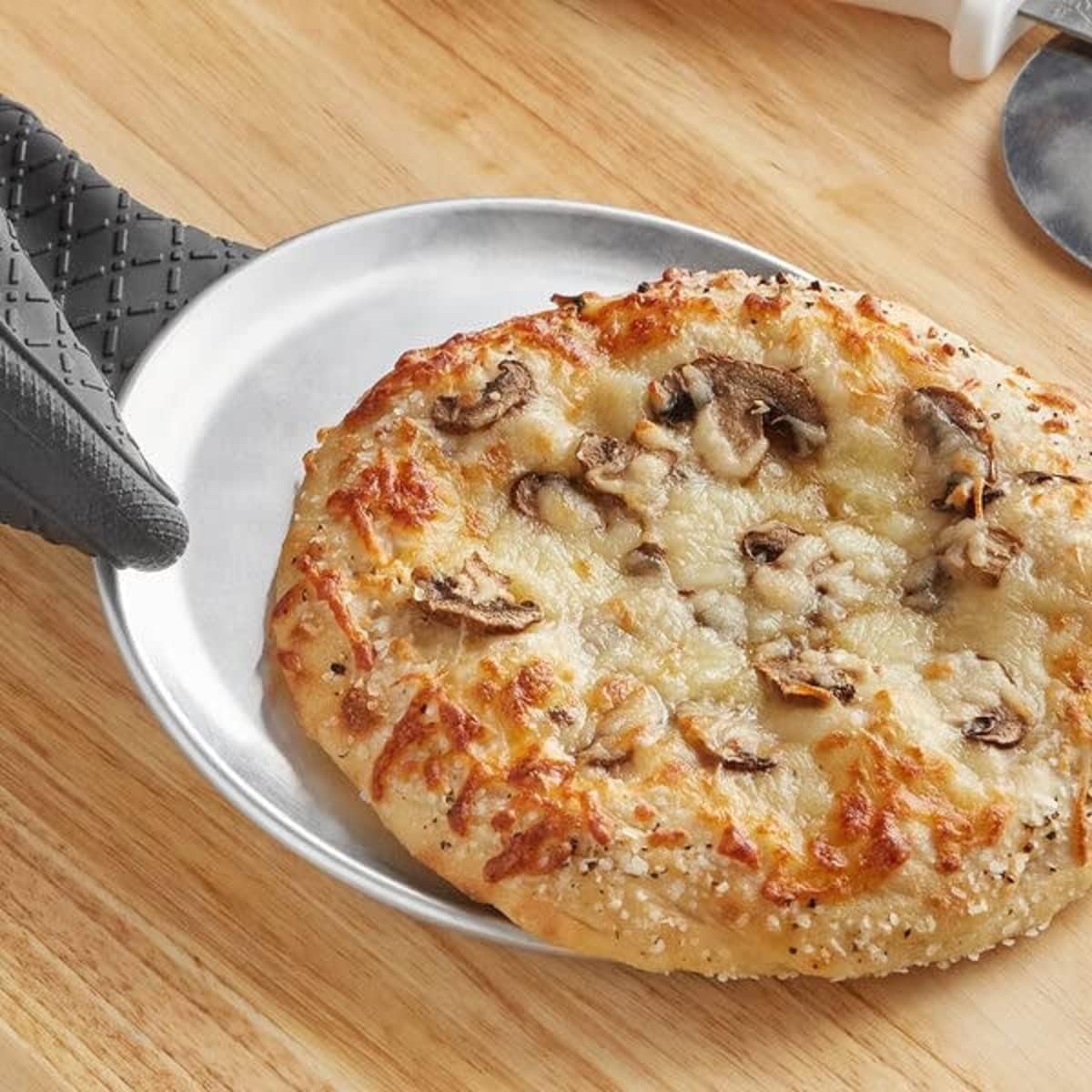 of Tray Home Restaurants Tray TrueCraftware- Tray Kitchen Aluminum for Pizza Round Tray Coupe 6 Baking Bakeware Set Pizza Pan & Pizza Pizzeria - Round Baking Style Pan 8”