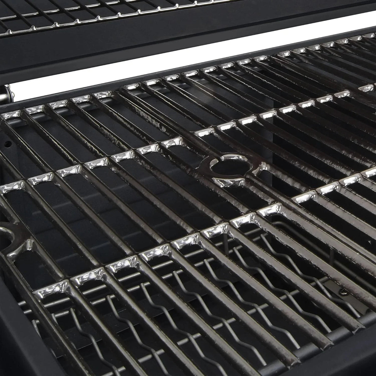 Black Heavy-Duty X-Large Grill, Charcoal