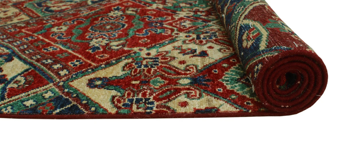 2'6" Runner, x 18'6" Aria Muiz Red/Blue